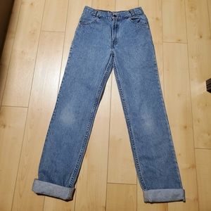 (SOLD) Like New Vintage Levi's Jeans
